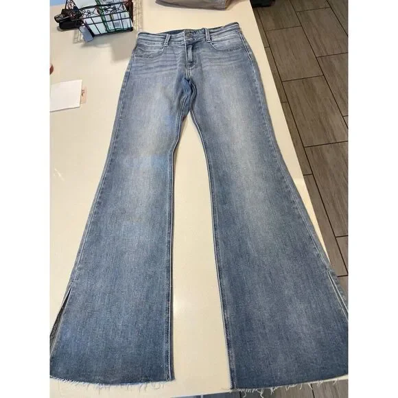Kancan Selena Light Wash Mid Rise Flare Jeans with Raw Hem size 9/28 - Picture 4 of 13